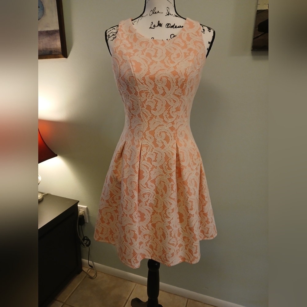 Miami pink / ivory Lace dress